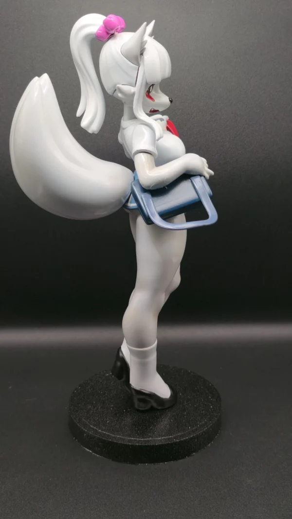 Tamamo-chan figurine painted right side