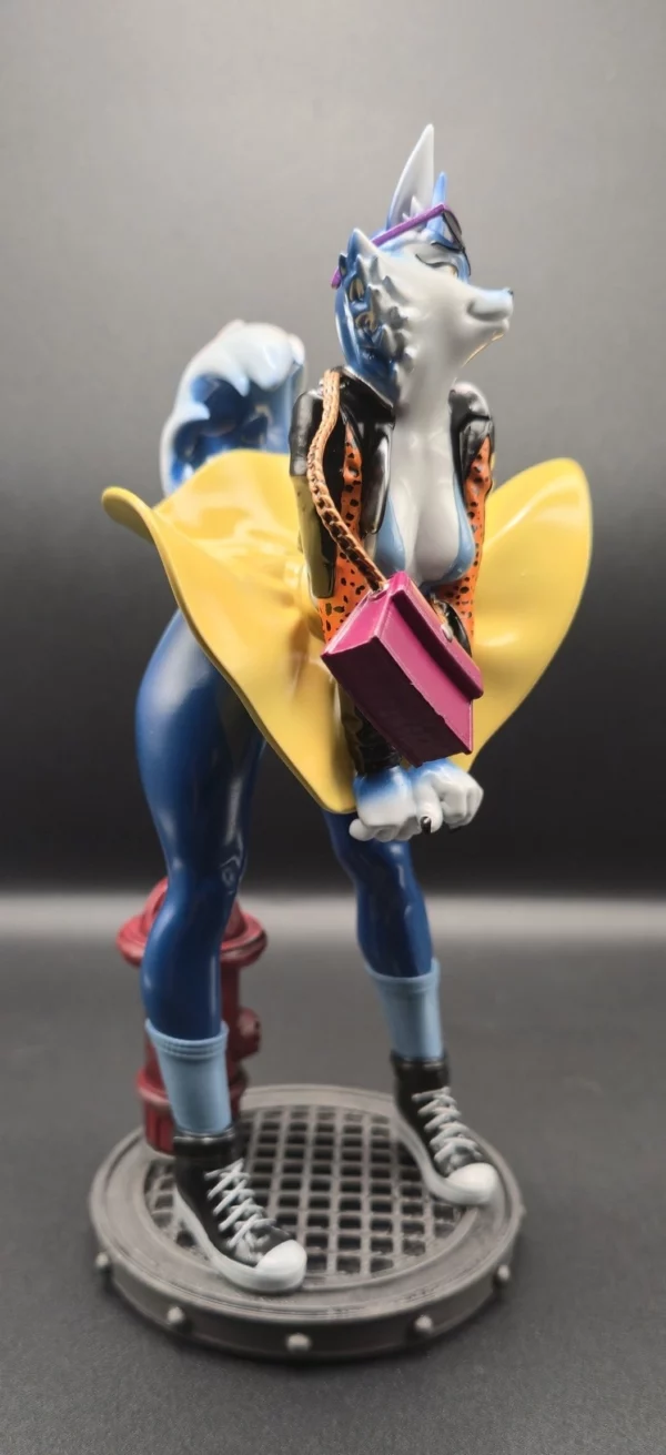 Porsha crystal left side